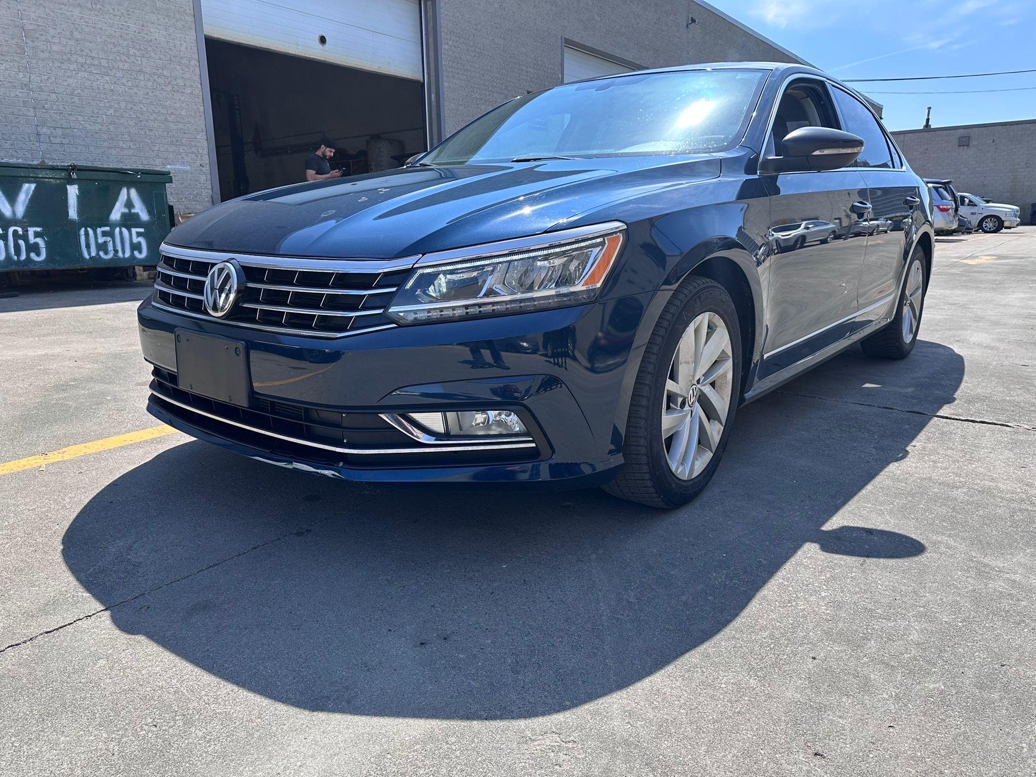2018 VOLKSWAGEN PASSAT